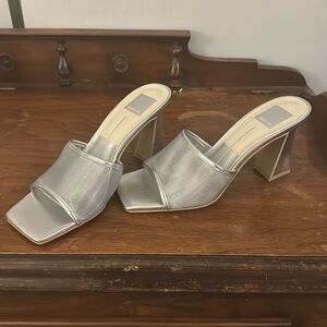 dolce vita 
NARDA HEELS SILVER MESH
Color: SILVER MESH